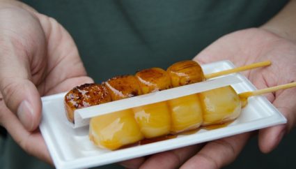 京都で食べ歩きしたい絶品ご当地グルメBEST20。豆乳ドーナツ！豆大福！海鮮串！